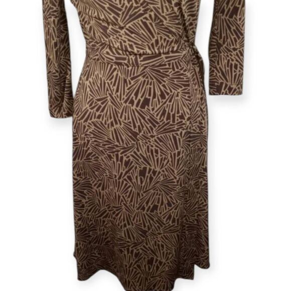 BCBGMAXAZRIA BROWN & CREAM WRAP DRESS SZ.SP EUC - Picture 3 of 7